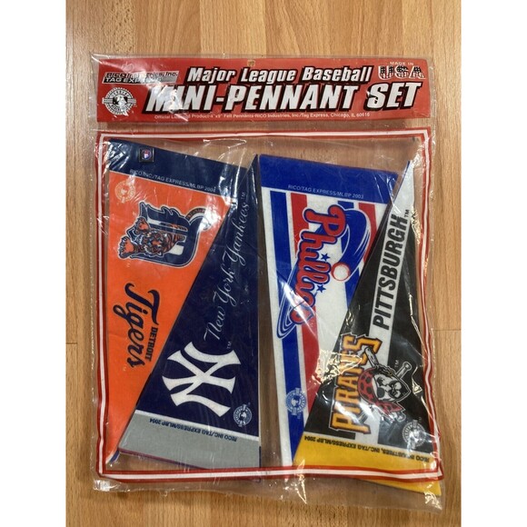 Rico Industries Major League Baseball Mini Felt Pennants • Vintage (2003/4) NIP - Picture 1 of 2